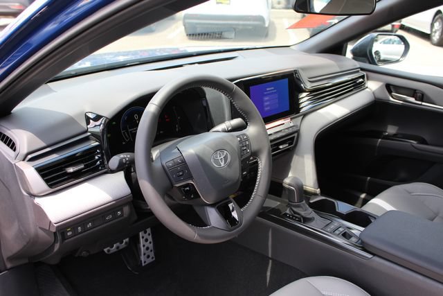 Certified 2026 Toyota Camry SE FWD image 30
