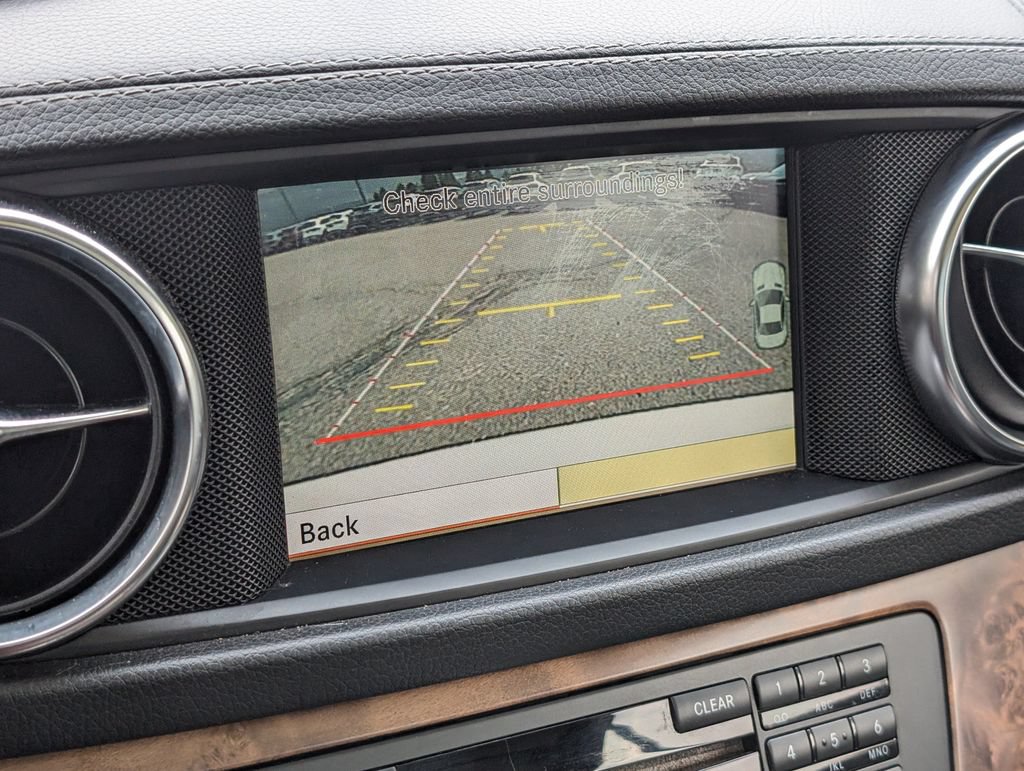 Used 2013 Mercedes-Benz SL 550 image 16