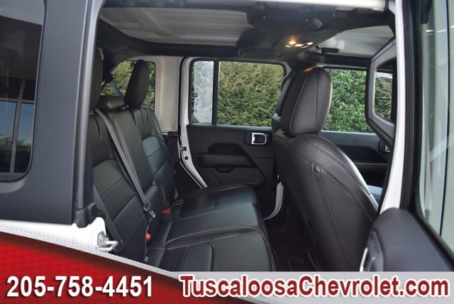 Used 2023 Jeep Wrangler Unlimited Sahara w/ Cold Weather Group AWD/4WD image 25
