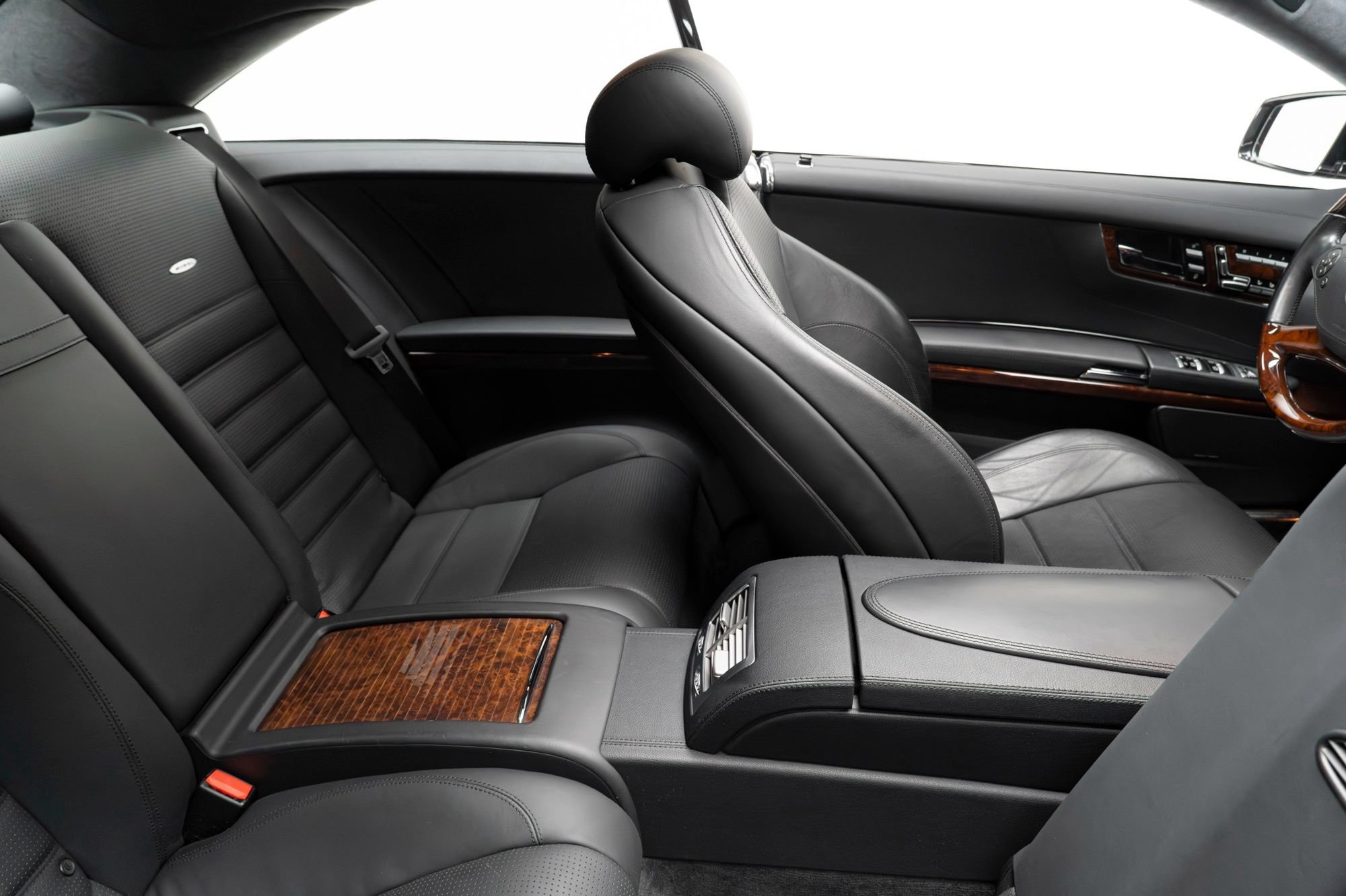 Used 2012 Mercedes-Benz CL 63 AMG image 52