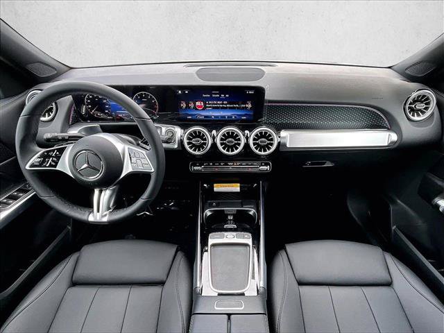 New 2026 Mercedes-Benz GLB 250 image 7