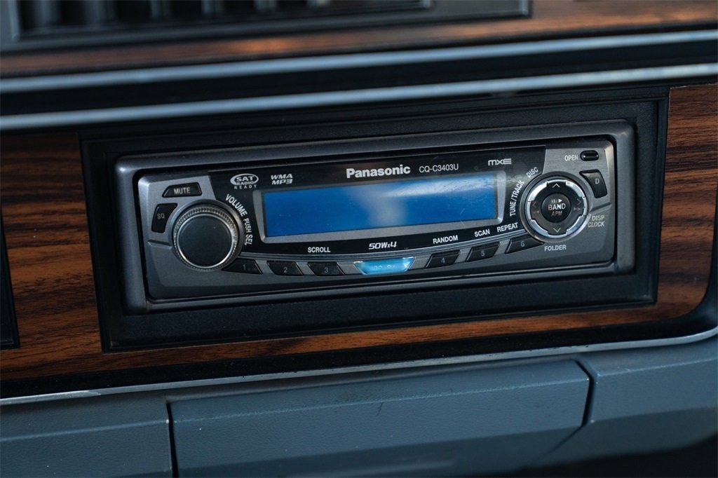 Used 1988 Dodge Ramcharger 4WD image 36