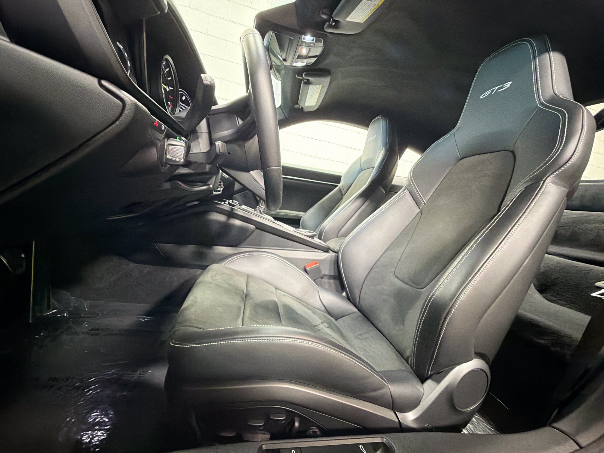 Certified 2022 Porsche 911 GT3 RWD image 5