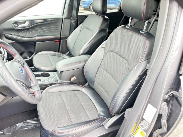 Used 2023 Ford Escape ST-Line w/ Equipment Group 301A FWD image 12