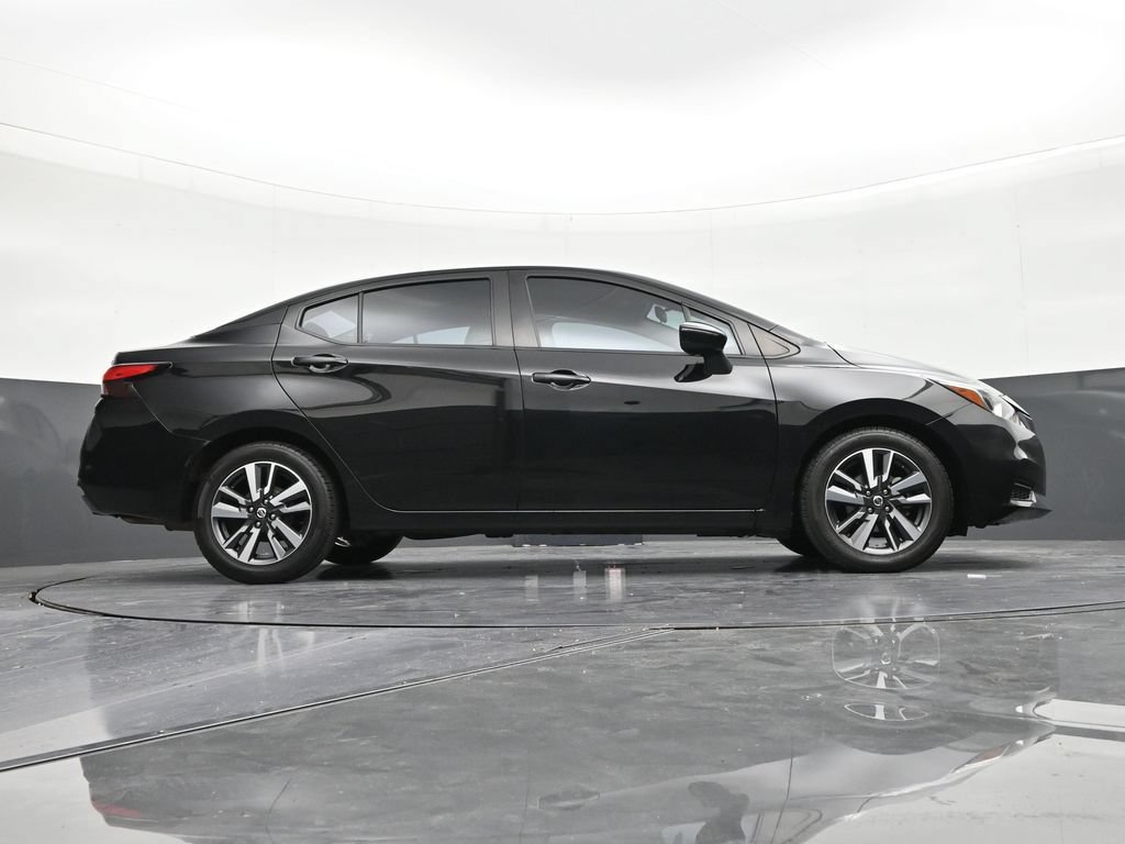 Used 2021 Nissan Versa SV FWD image 25