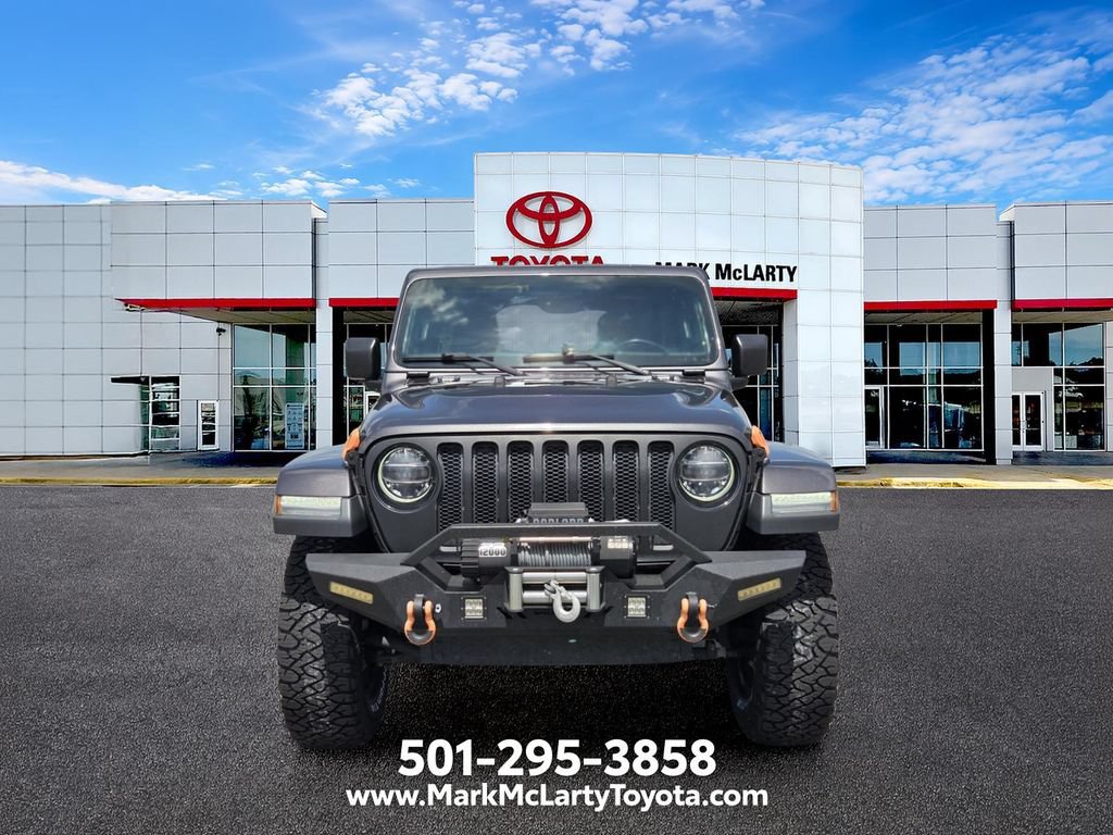 Used 2018 Jeep Wrangler Unlimited Sahara AWD/4WD image 8