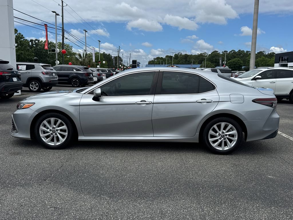 Used 2023 Toyota Camry LE FWD image 6