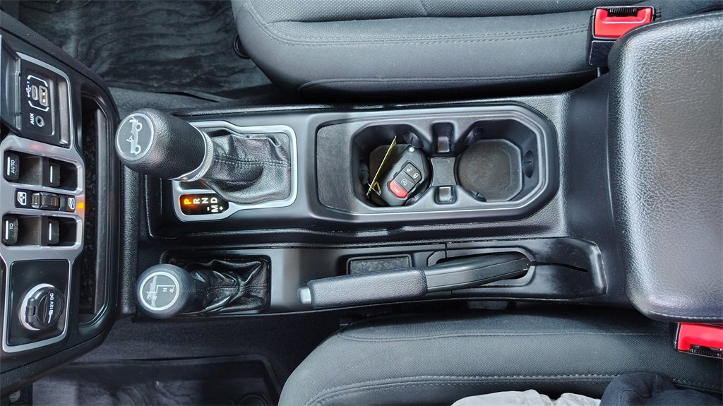 Used 2018 Jeep Wrangler Unlimited Sport S image 22