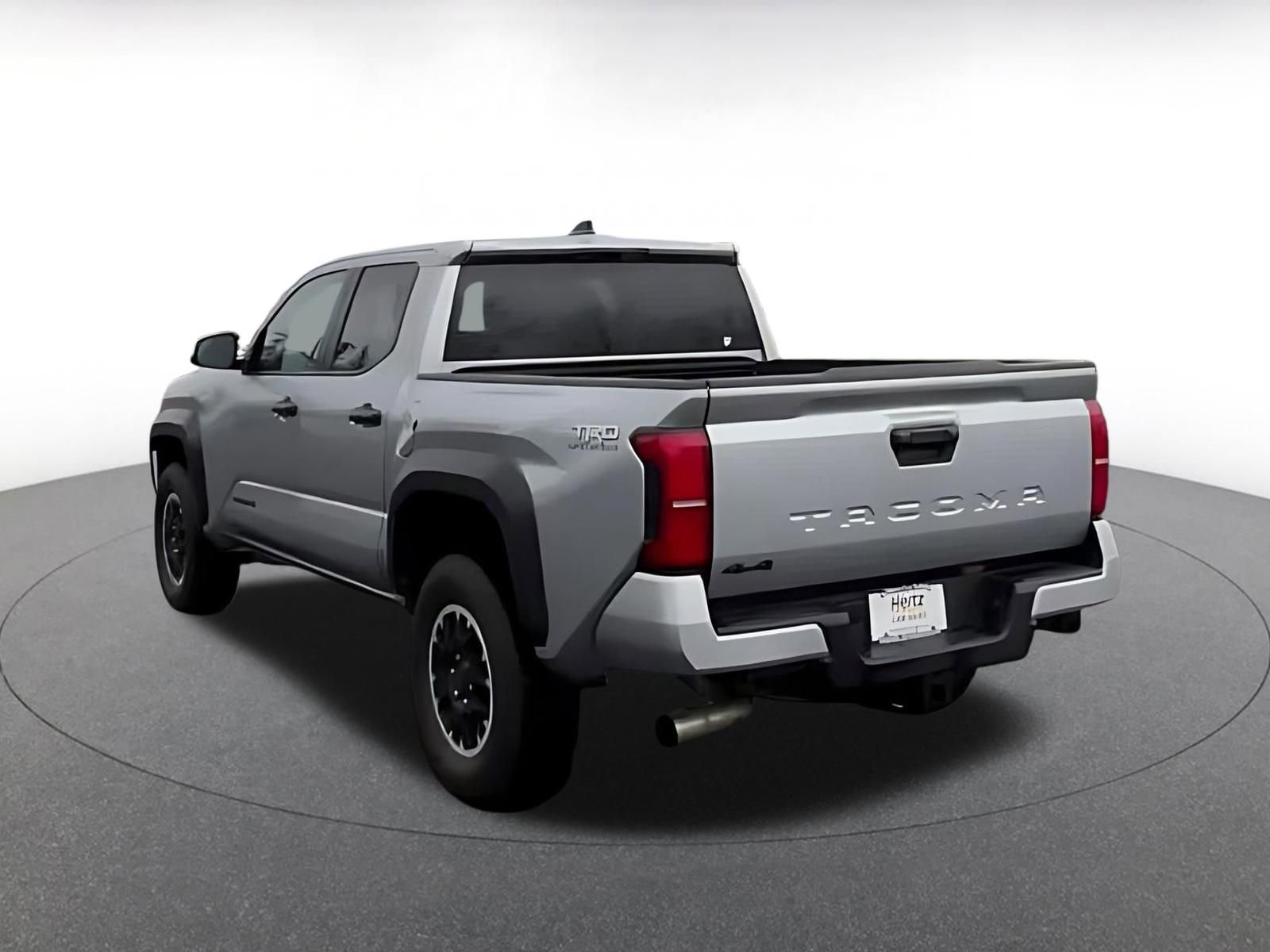 Used 2025 Toyota Tacoma TRD Off-Road image 11