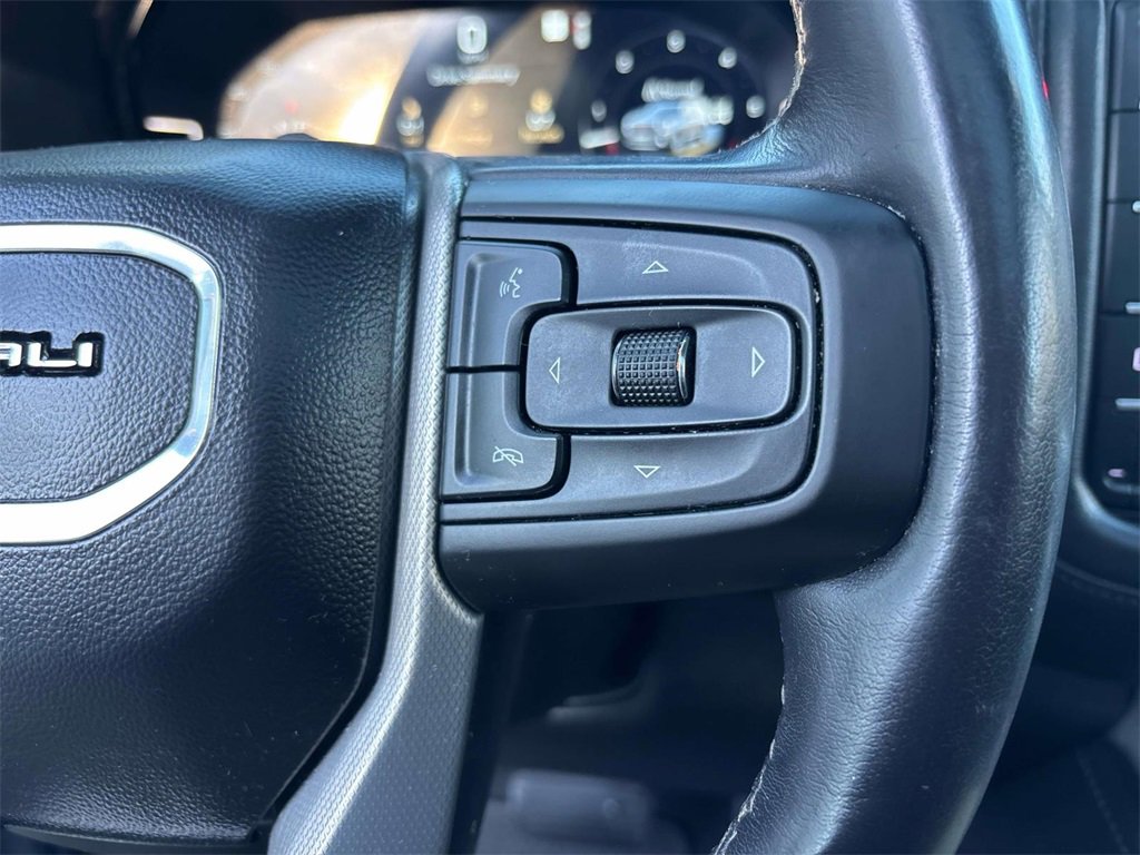 Used 2024 GMC Yukon Denali w/ Denali Reserve Package image 24