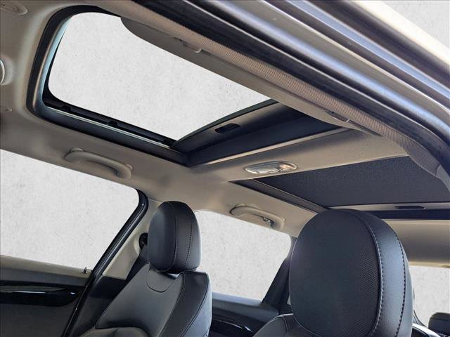 Used 2018 MINI Cooper S image 15