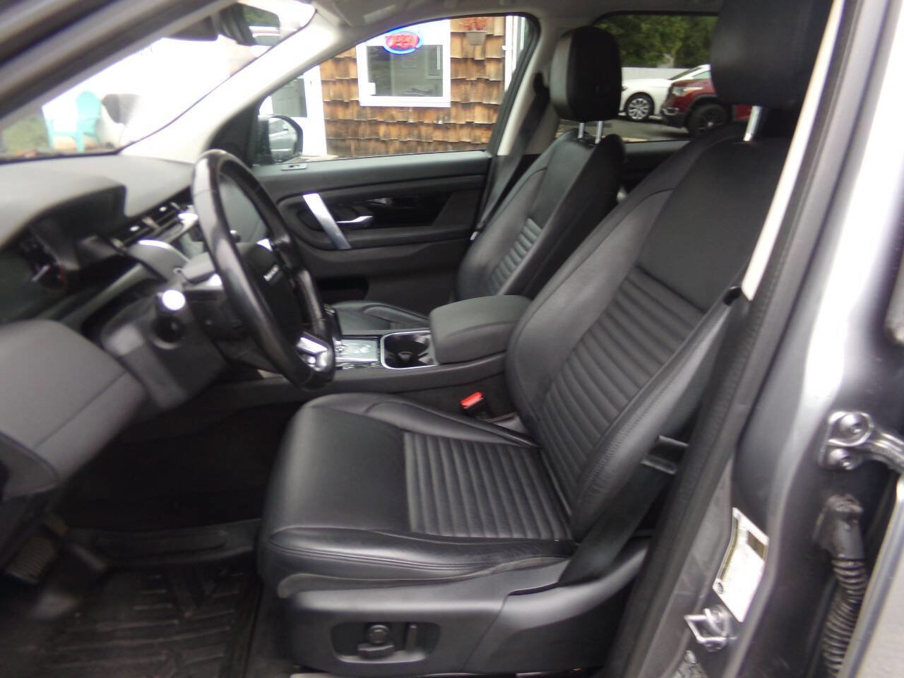 Used 2020 Land Rover Discovery Sport S image 18