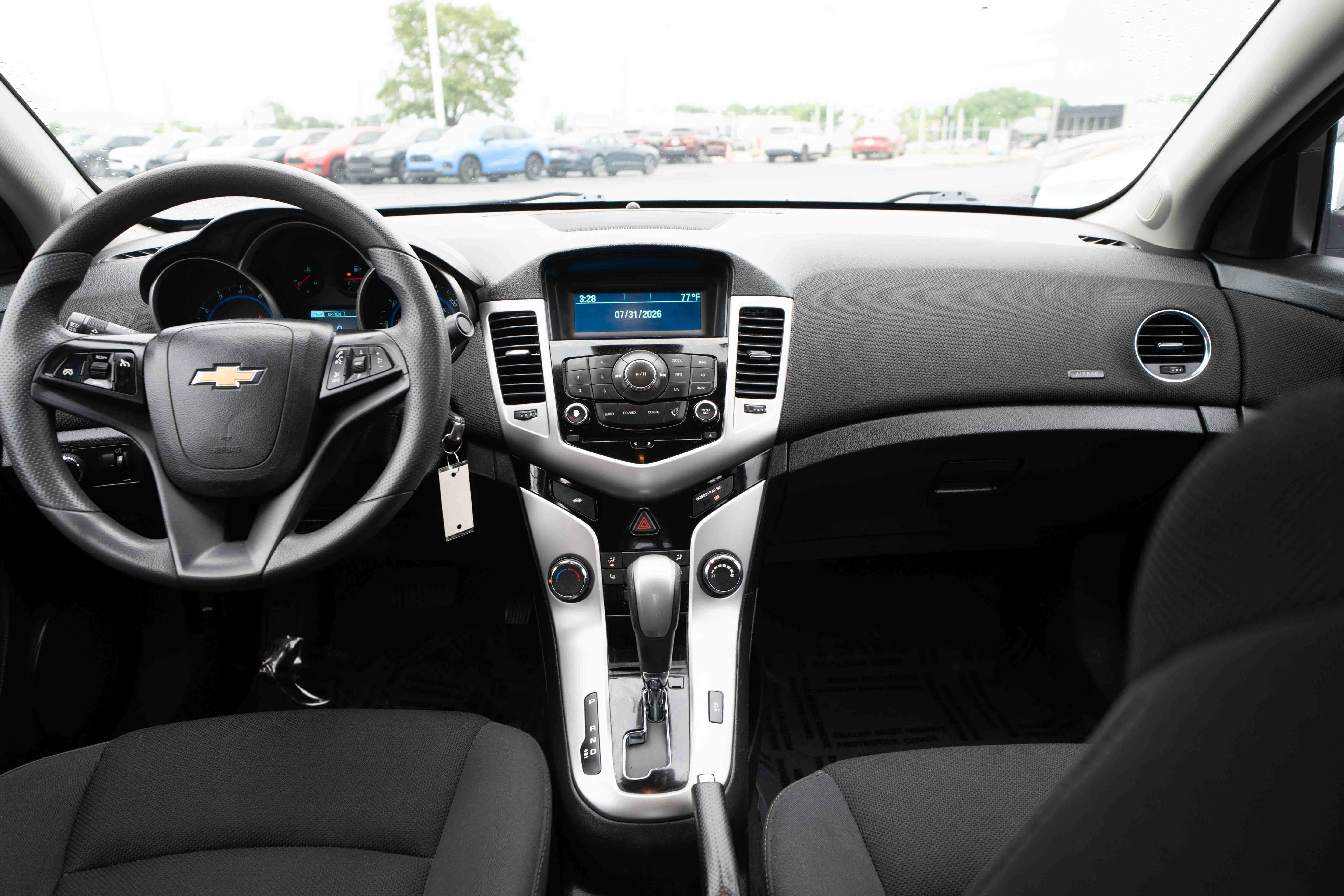 Used 2016 Chevrolet Cruze LT FWD image 20