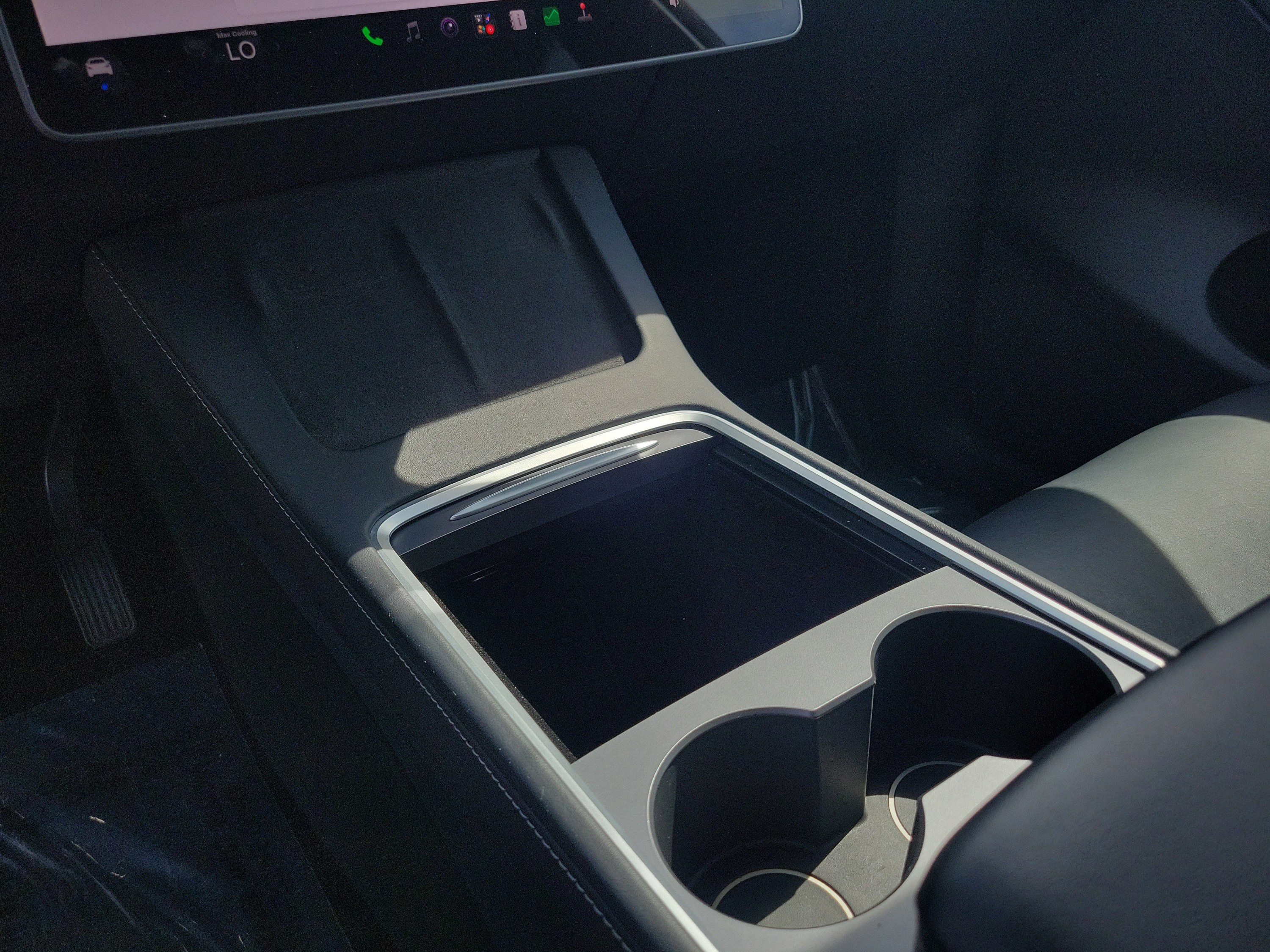Used 2024 Tesla Model Y Long Range RWD image 24