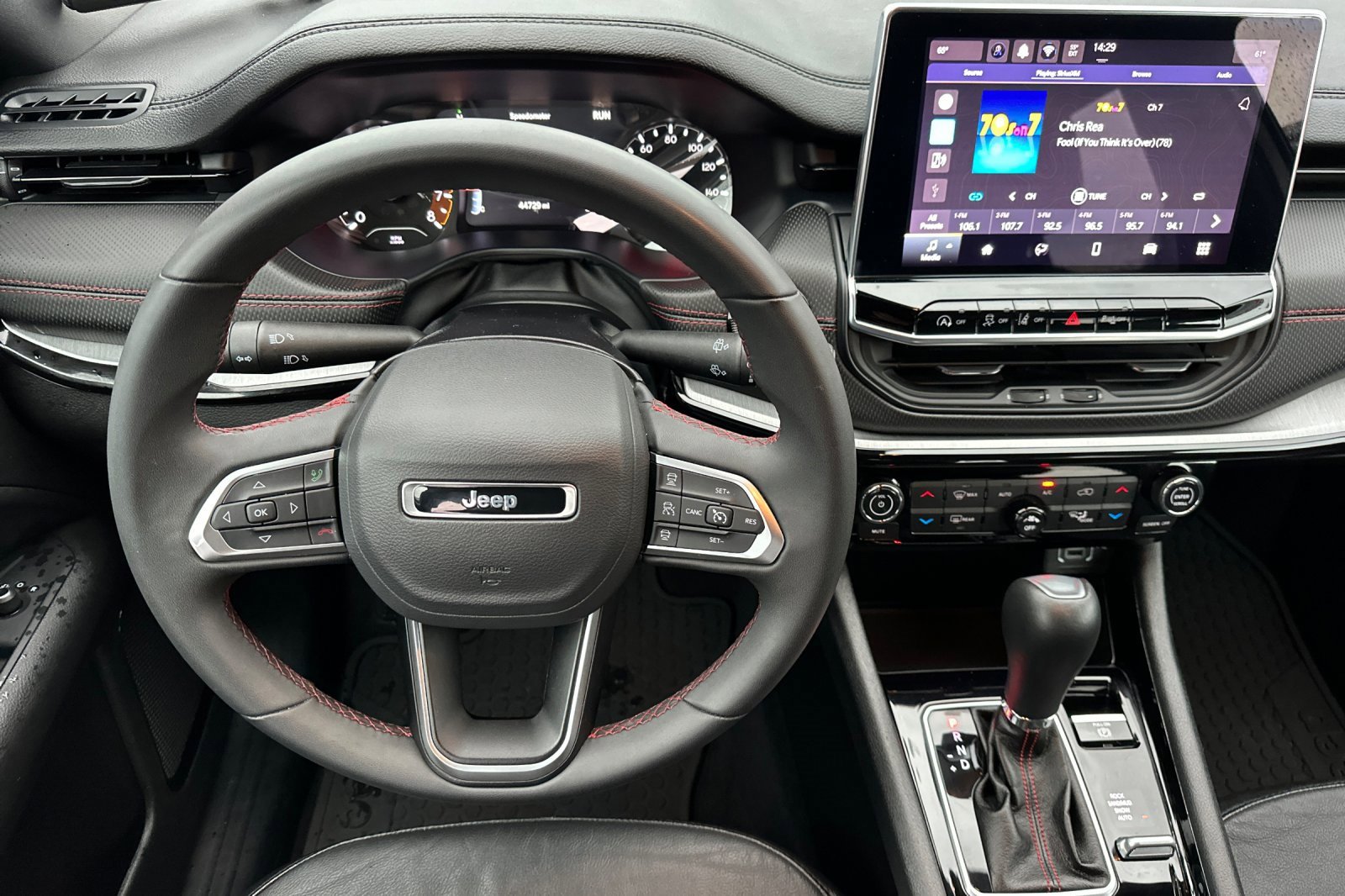 Used 2024 Jeep Compass Trailhawk image 15