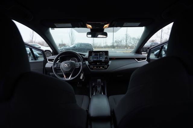 Used 2022 Toyota Corolla SE w/ Carpet Mat Package (TMS) image 23