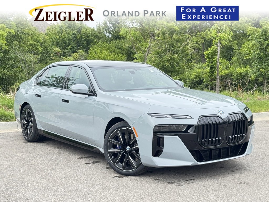 Used 2025 BMW 760i xDrive