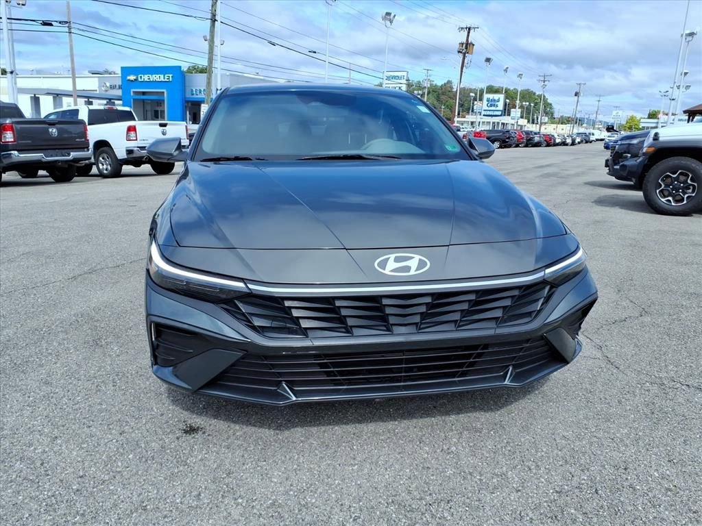 Used 2024 Hyundai Elantra SEL image 9