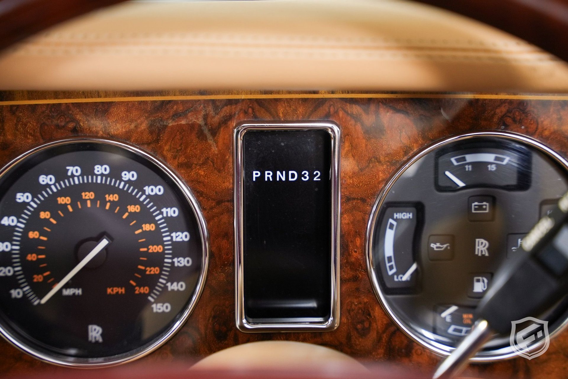 Used 2001 Rolls-Royce Corniche image 24