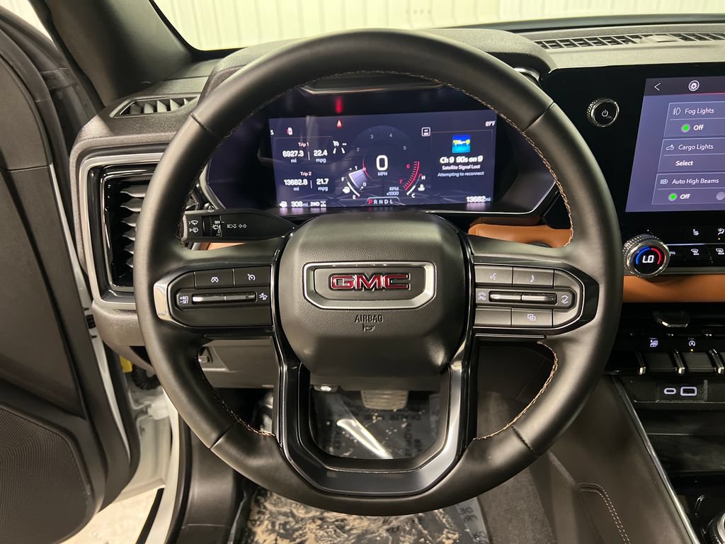 Certified 2026 GMC Canyon AT4 AWD/4WD image 19