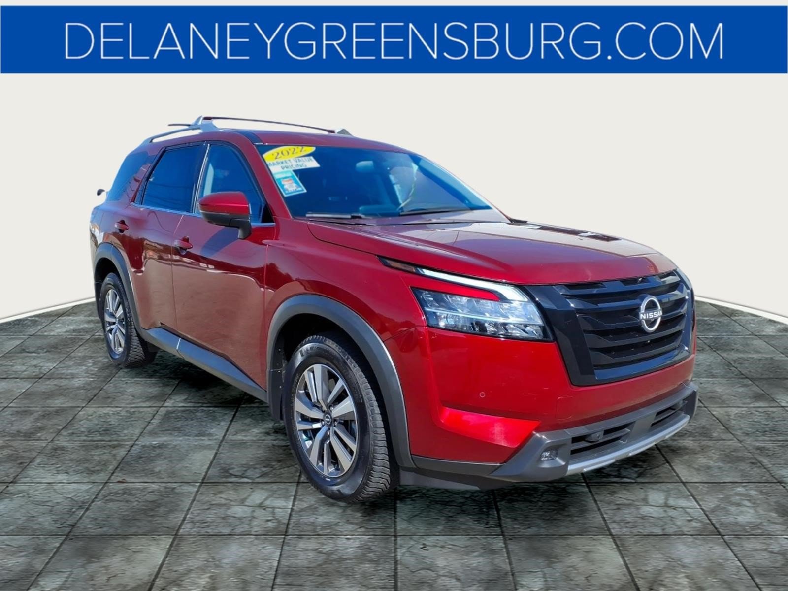 Used 2022 Nissan Pathfinder SL w/ SL Black Package AWD/4WD image 1