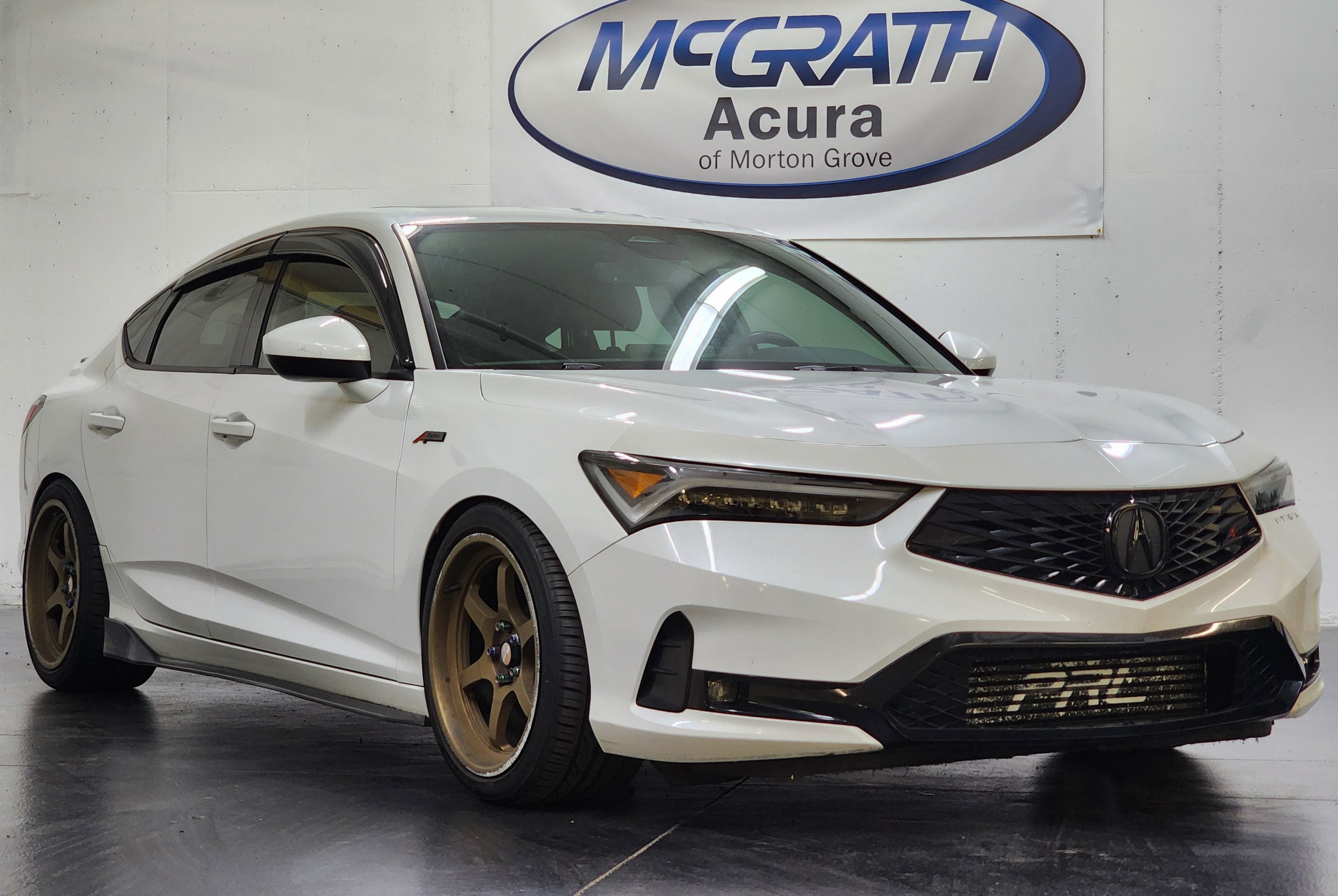 Used 2023 Acura Integra A-Spec FWD image 2