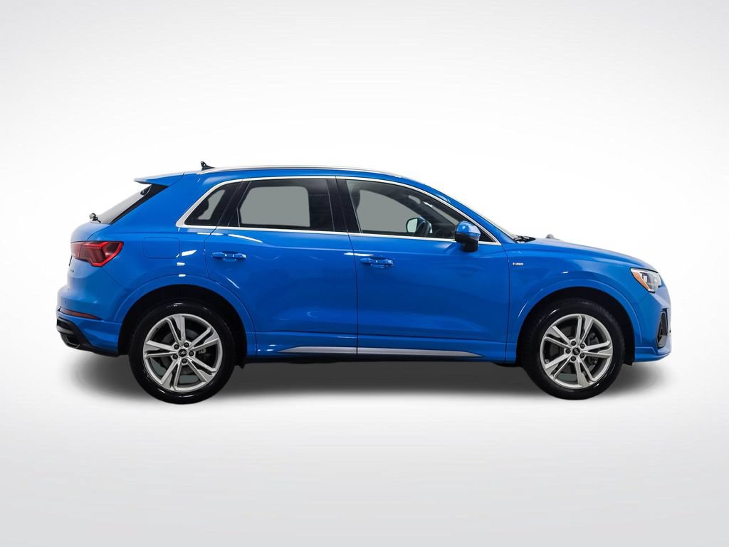 Used 2021 Audi Q3 2.0T Premium w/ Convenience Package AWD/4WD image 6