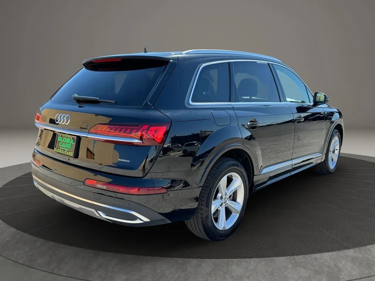 Used 2021 Audi Q7 3.0T Premium image 5
