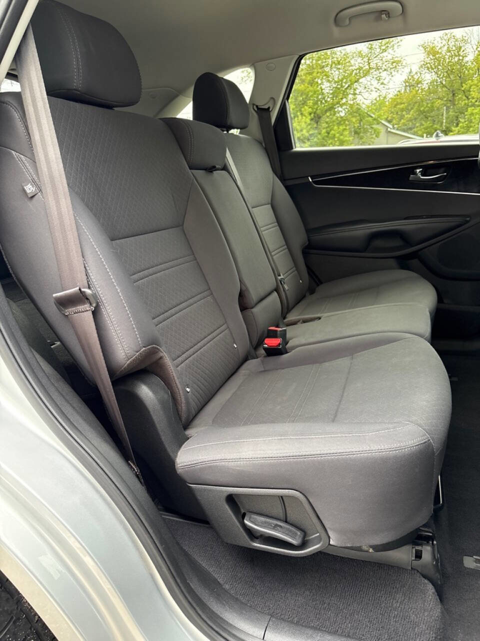 Used 2017 Kia Sorento AWD image 27