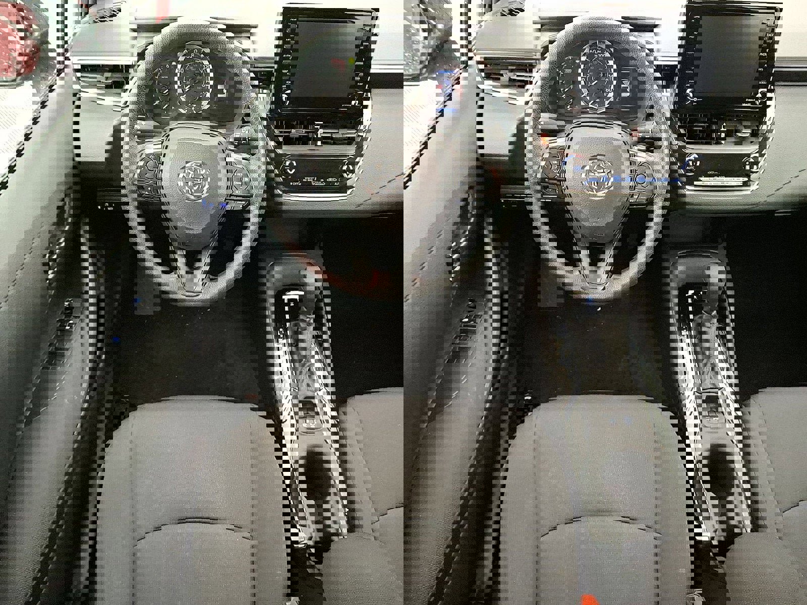 Used 2022 Toyota Corolla LE image 20