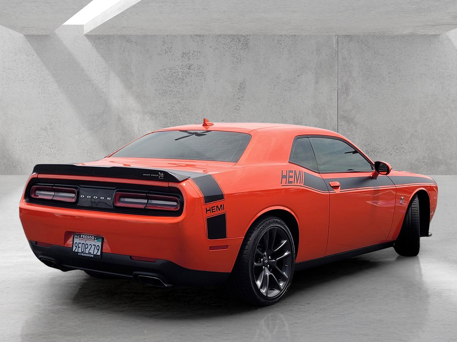 Used 2022 Dodge Challenger R/T Scat Pack RWD image 4