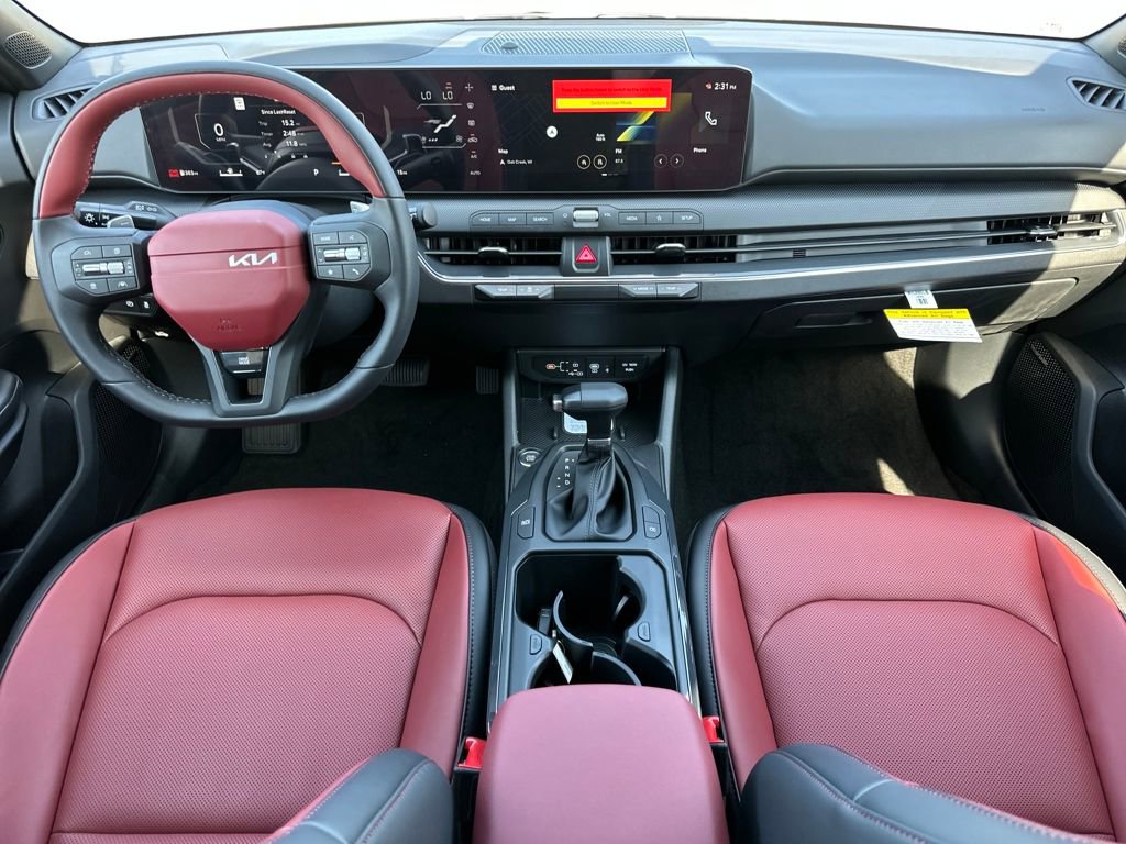 New 2025 Kia K4 GT-Line image 18