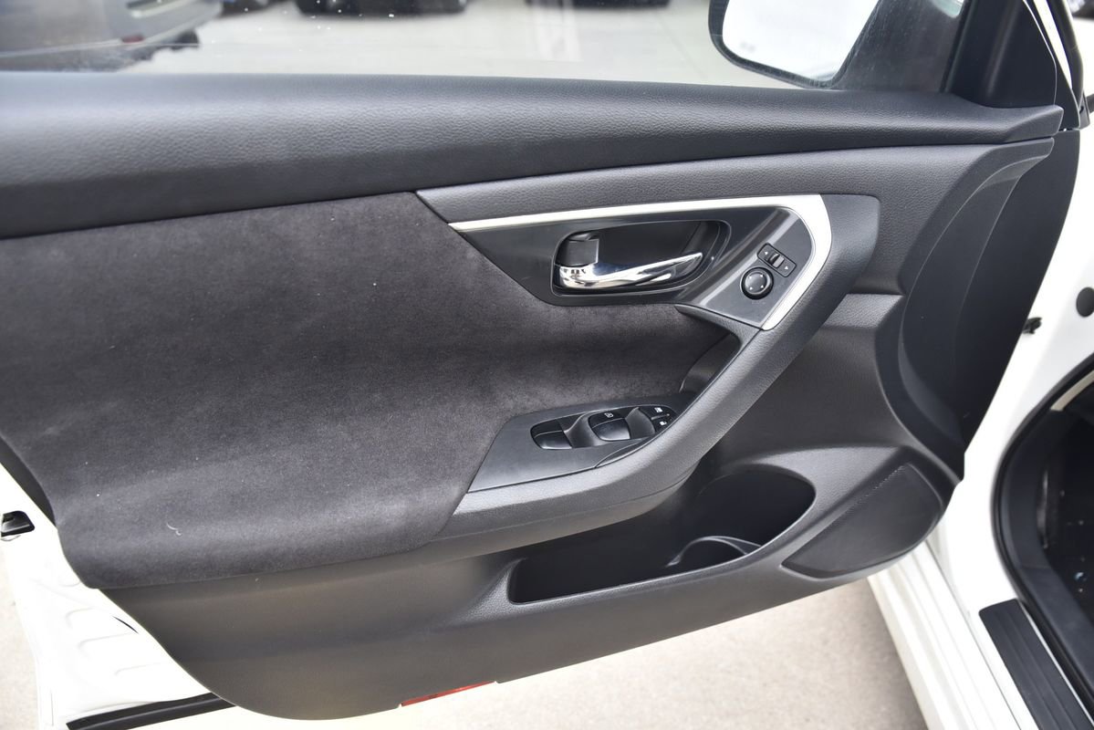 Used 2013 Nissan Altima 2.5 S image 8