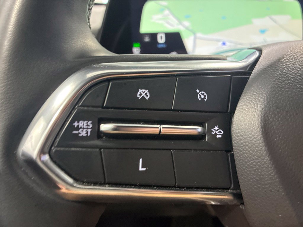 Used 2025 Chevrolet Equinox LT w/ Convenience Package II AWD/4WD image 23