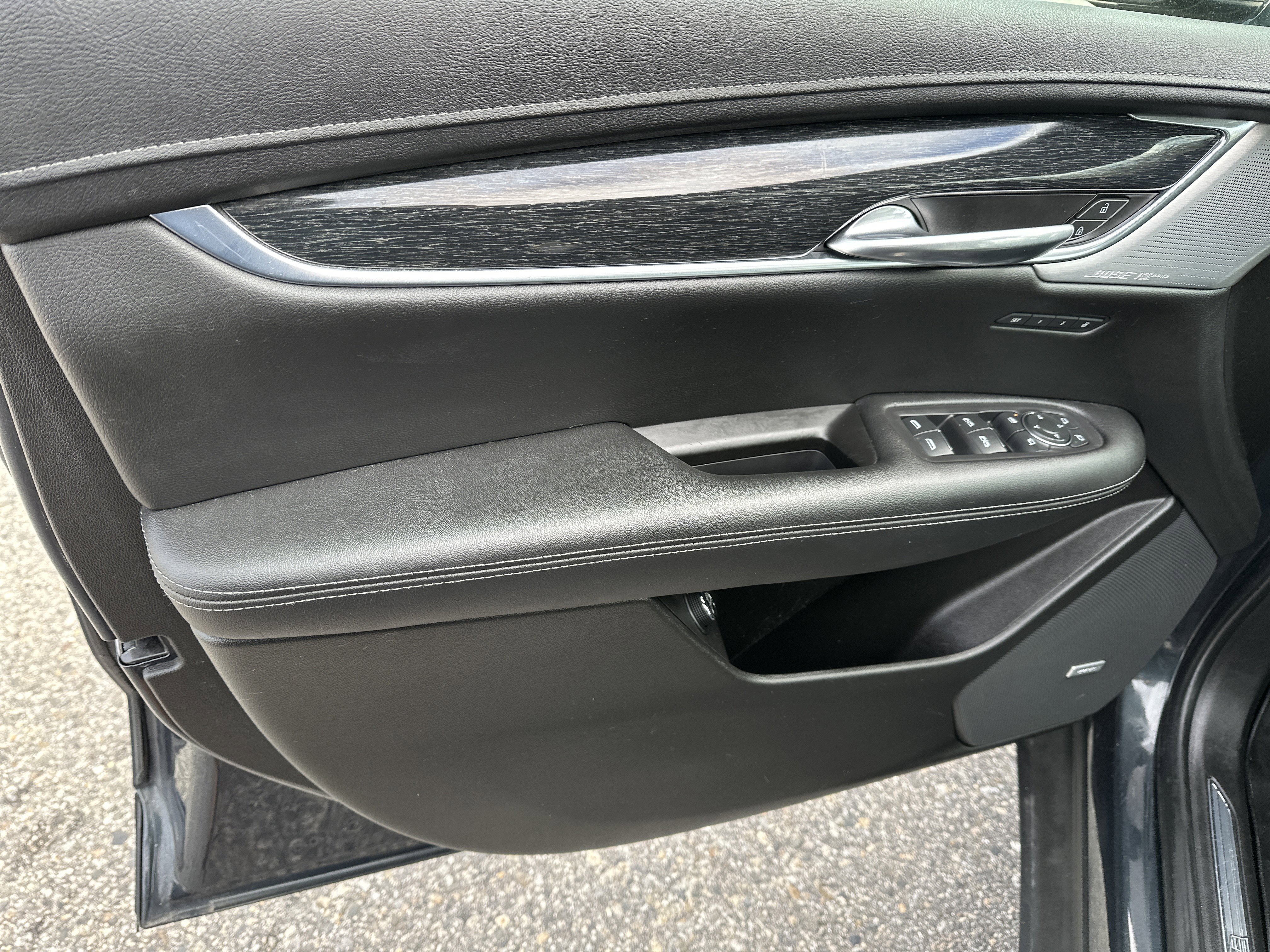 Used 2021 Cadillac XT5 Premium Luxury image 15