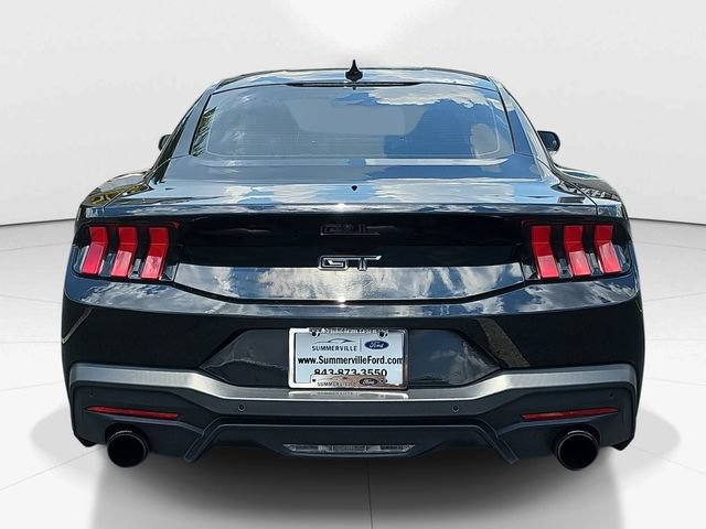 Used 2024 Ford Mustang GT RWD image 5
