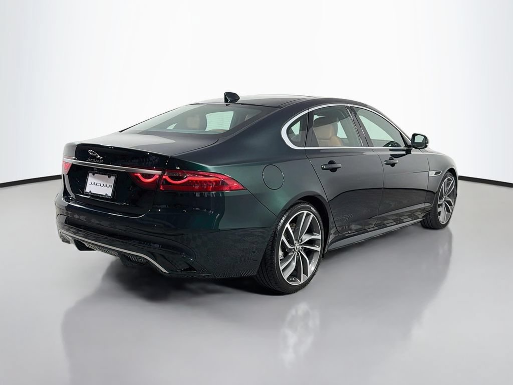 Used 2024 Jaguar XF R-Dynamic SE AWD/4WD image 5