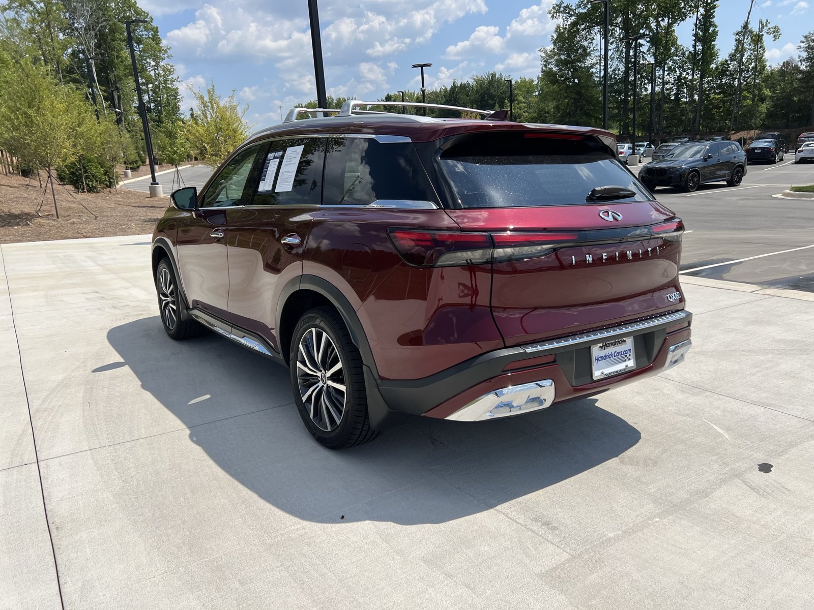 Used 2022 INFINITI QX60 Sensory w/ Cargo Package FWD image 6