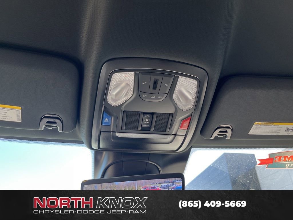 New 2026 RAM 5500 4x4 Crew Cab image 10