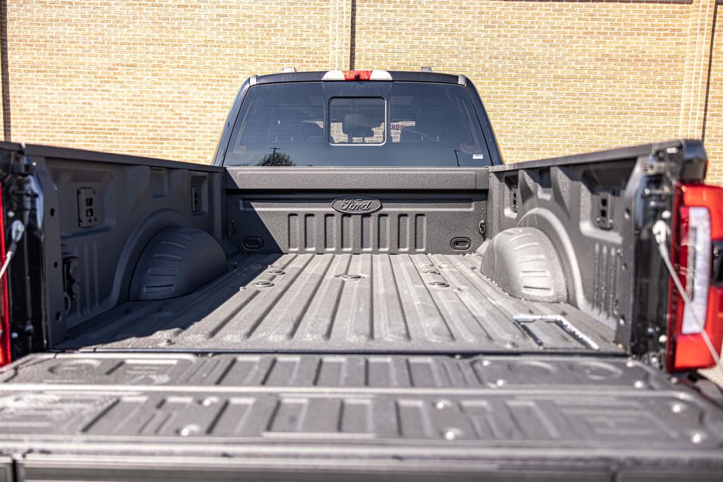 Used 2026 Ford F250 Platinum AWD/4WD image 15