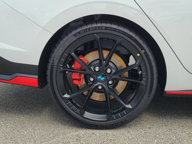 New 2026 Hyundai Elantra N FWD image 5