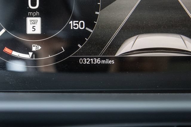 Used 2023 Land Rover Discovery S R-Dynamic AWD/4WD image 11