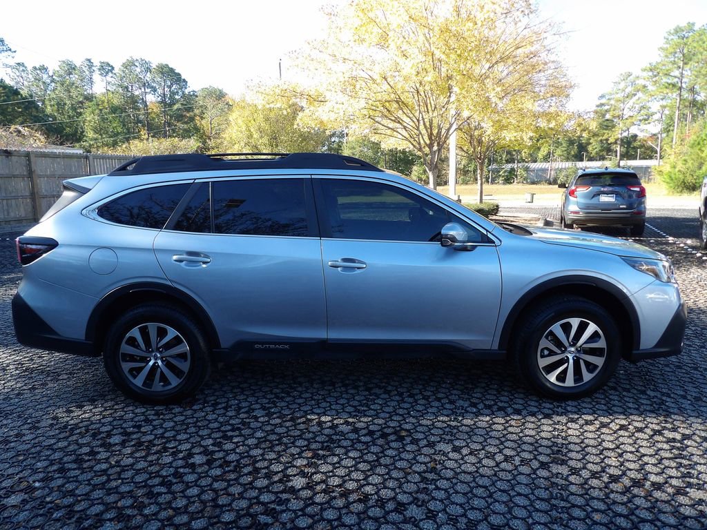 Used 2021 Subaru Outback Premium image 6