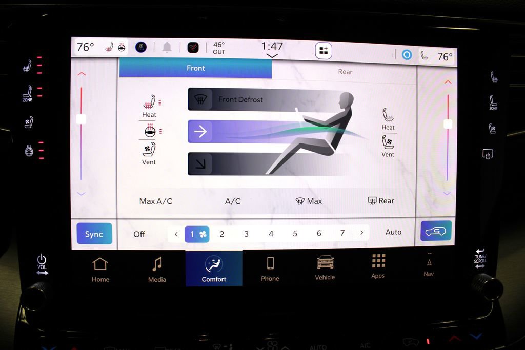 New 2025 Jeep Wagoneer L Series II image 16