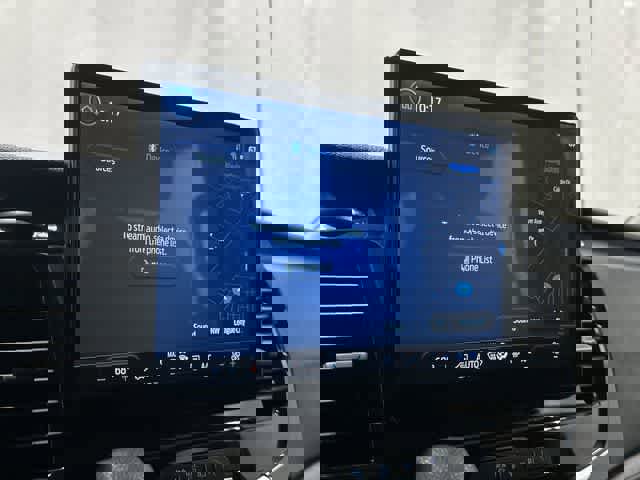 Used 2023 Ford Transit 350 XLT image 22