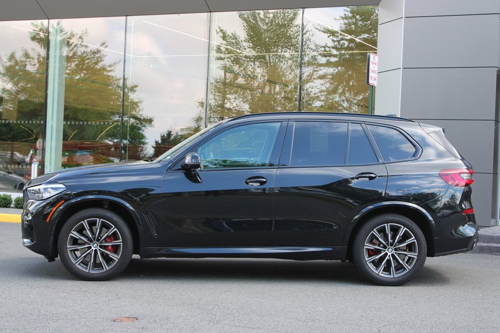 Used 2021 BMW X5 xDrive40i w/ M Sport Package AWD/4WD image 6