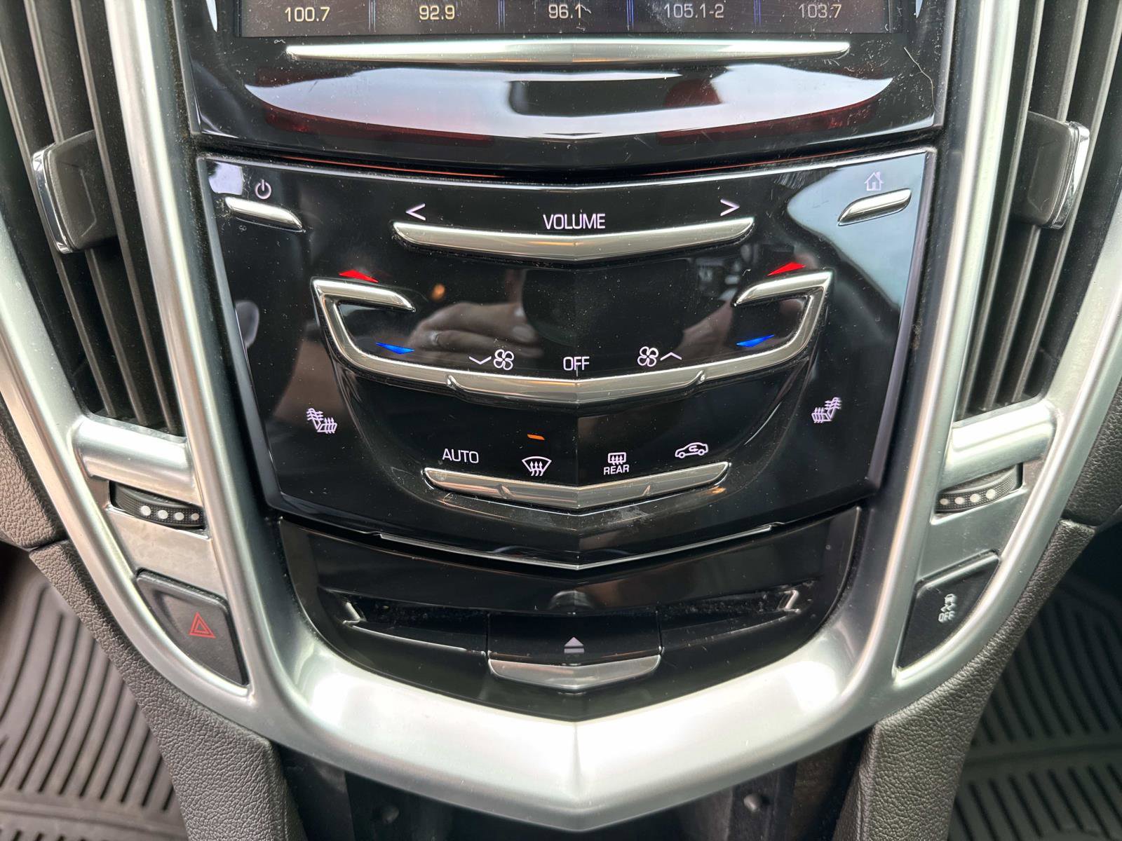 Used 2016 Cadillac SRX Performance w/ Midnight Edition Package FWD image 30