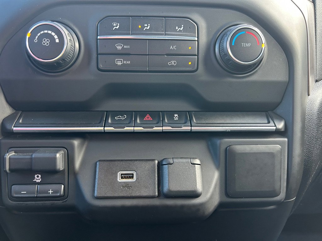 Used 2019 Chevrolet Silverado 1500 Custom w/ Custom Convenience Package image 44