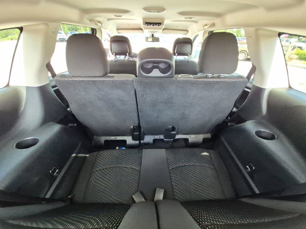 Used 2019 Dodge Journey SE w/ Connectivity Group FWD image 26