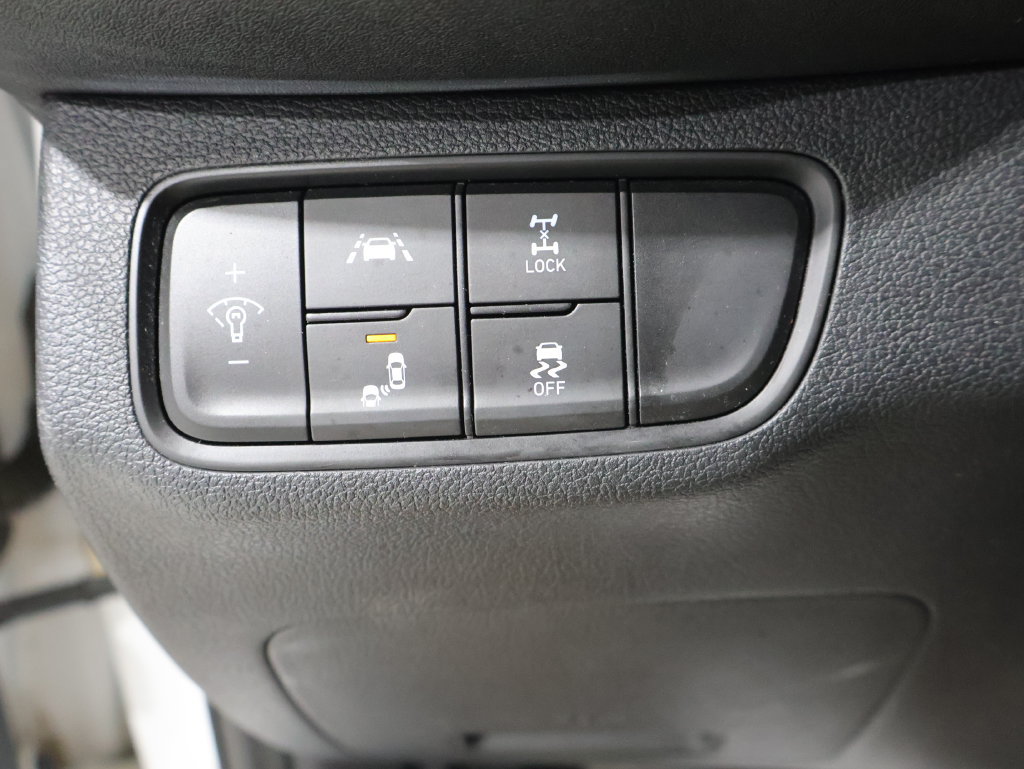 Used 2019 Hyundai Santa Fe SE AWD/4WD image 31